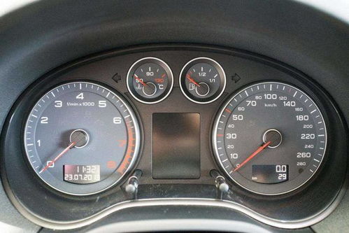 转速多少才启动汽车