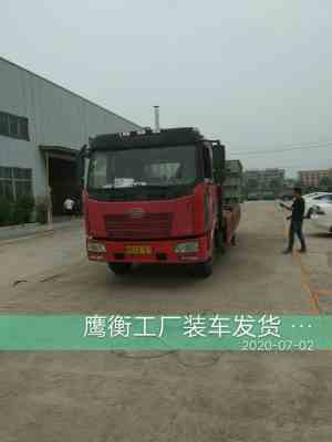 200吨汽车自重多少