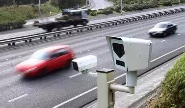 多少速度汽车容易失控