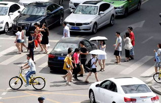 行人刮到汽车赔多少 行人刮到汽车赔多少