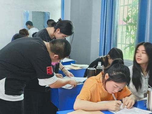 湖南一学校买1万多公斤荔枝给师生