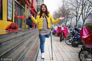 月入5万女生辞职后陪父亲掏粪