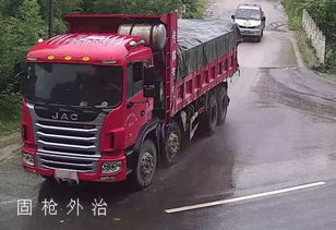 汽车遮住号码多少合适