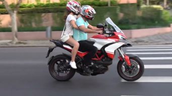 摩托比汽车轻多少