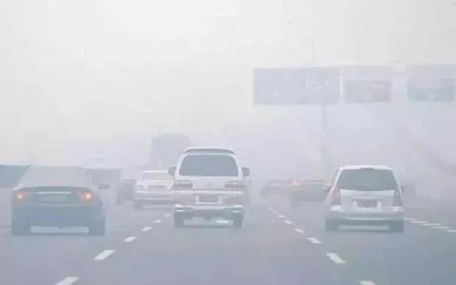 雾天汽车限速多少