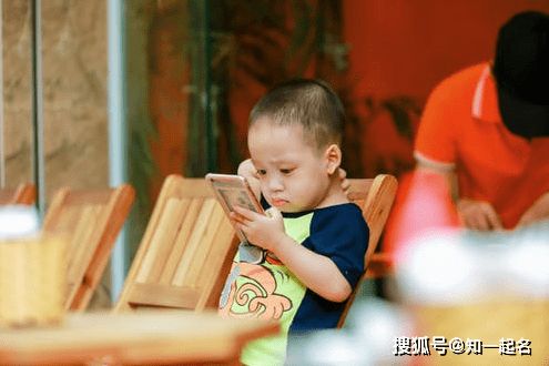 男孩取什么名字好听又有贵气（2025蛇最旺男孩名字）